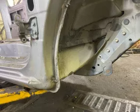 Лонжерон Mitsubishi