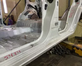 Порог кузова Mitsubishi