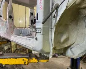 Порог кузова Mitsubishi