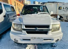 Лонжерон MITSUBISHI PAJERO IO 2000/Цвет W75C MR555881 H76W 4G93T, передний левый