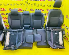 Сидение комплект TOYOTA