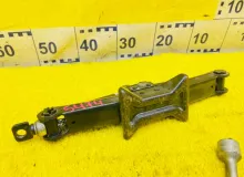 Поддомкратник/ домкрат TOYOTA COROLLA RUNX 2004/Цвет 8P1 0911120110 NZE124 1NZFE, задний