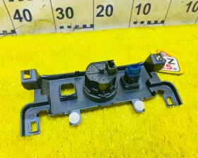 Кнопка включения 4WD Toyota