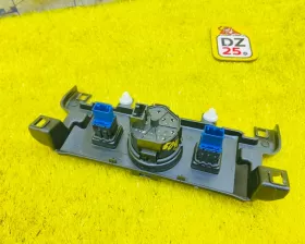 Кнопка включения 4WD Toyota