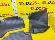 Коврики комплект TOYOTA LAND CRUISER 2000/Цвет 057 UZJ100W 2UZFE