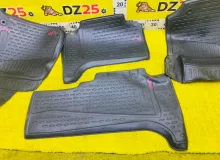Коврики комплект TOYOTA LAND CRUISER 2000/Цвет 057 UZJ100W 2UZFE