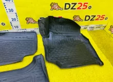 Коврики комплект TOYOTA LAND CRUISER 2000/Цвет 057 UZJ100W 2UZFE