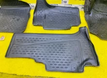 Коврики комплект TOYOTA LAND CRUISER 2000/Цвет 057 UZJ100W 2UZFE
