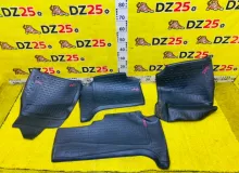 Коврики комплект TOYOTA LAND CRUISER 2000/Цвет 057 UZJ100W 2UZFE