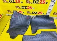 Коврики комплект TOYOTA LAND CRUISER 2000/Цвет 057 UZJ100W 2UZFE