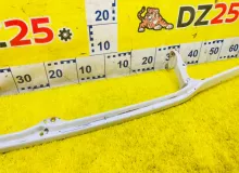 Планка под фары TOYOTA LAND CRUISER 2000/Цвет 057 5390360040 UZJ100W 2UZFE, передняя