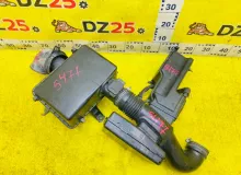 Корпус воздушного фильтра TOYOTA LAND CRUISER 2000/Цвет 057 1770050170 UZJ100W 2UZFE, передний