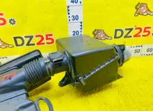 Корпус воздушного фильтра TOYOTA LAND CRUISER 2000/Цвет 057 1770050170 UZJ100W 2UZFE, передний