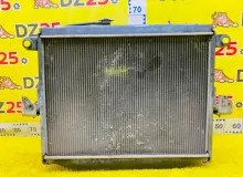 Радиатор основной TOYOTA LAND CRUISER 2000/Цвет 057 1640050210 UZJ100W 2UZFE, передний