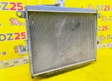 Радиатор основной TOYOTA LAND CRUISER 2000/Цвет 057 1640050210 UZJ100W 2UZFE, передний