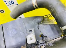 Радиатор основной TOYOTA LAND CRUISER 2000/Цвет 057 1640050210 UZJ100W 2UZFE, передний
