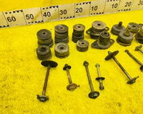 Подушка кузова TOYOTA