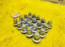 Гайка на колесо TOYOTA LAND CRUISER 2000/Цвет 057 9094201103 UZJ100W 2UZFE