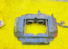 Суппорт TOYOTA LAND CRUISER 2000/Цвет 057 4773060080 UZJ100W 2UZFE, передний правый