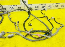 Датчик пневмоподвески TOYOTA LAND CRUISER 2000/Цвет 057 8216560131 UZJ100W 2UZFE