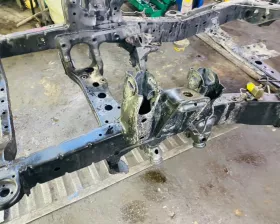 Рама Toyota