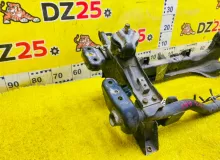 Балка под двс MITSUBISHI PAJERO IO 2000/Цвет W75C MR510236 H76W 4G93T, передняя