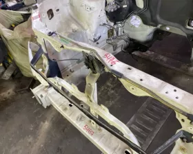 Телевизор Mitsubishi