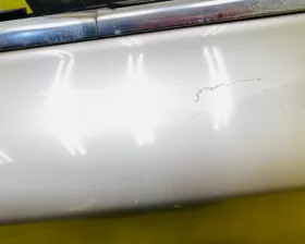 Дверь боковая BMW