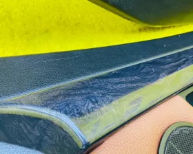 Обшивка дверей BMW