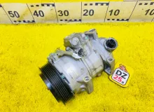 Компрессор кондиционера TOYOTA COROLLA 2010 8831002500 ZRE120L 1ZRFE, передний