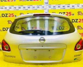 Дверь 5я Nissan
