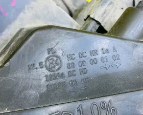 Фара Nissan
