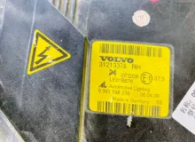 Фара VOLVO S40 31213378 MS43, передняя правая