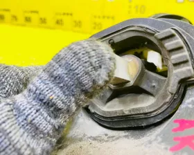 Подушка коробки передач BMW