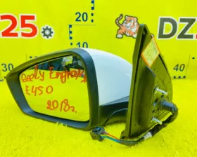 Уши Geely