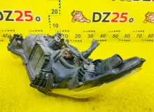 Фара TOYOTA COROLLA 2010 8111002B30 ZRE151L 1ZRFE, передняя правая