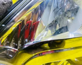 Фара Nissan