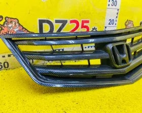 Решетка радиатора Honda