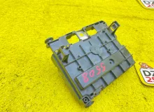 Блок предохранителей PEUGEOT 307 9667044980 RFN/EW10A, передний