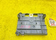 Блок предохранителей PEUGEOT 307 9675879480 RFN/EW10A, передний