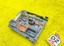 Блок предохранителей PEUGEOT 307 9675879480 RFN/EW10A, передний