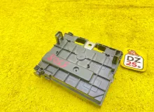 Блок предохранителей PEUGEOT 307 9675879480 RFN/EW10A, передний