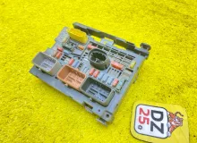 Блок предохранителей PEUGEOT 307 9664706280 RFN/EW10A, передний