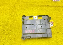 Блок предохранителей PEUGEOT 307 9675879480 RFN/EW10A, передний