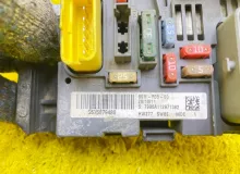 Блок предохранителей PEUGEOT 307 9675879480 RFN/EW10A, передний