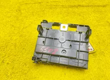Блок предохранителей PEUGEOT 307 9675879480 RFN/EW10A, передний