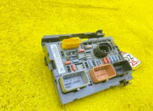 Блок предохранителей PEUGEOT 307 9675879480 RFN/EW10A, передний