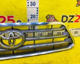 Решетка радиатора TOYOTA
