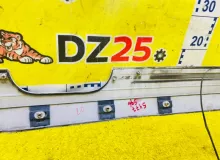 Накладка на дверь багажника TOYOTA LAND CRUISER 2000/Цвет 057 7580160010 UZJ100W 2UZFE, задняя