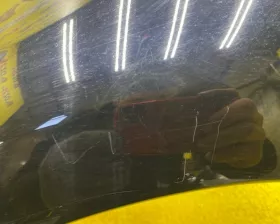 Крыло Toyota